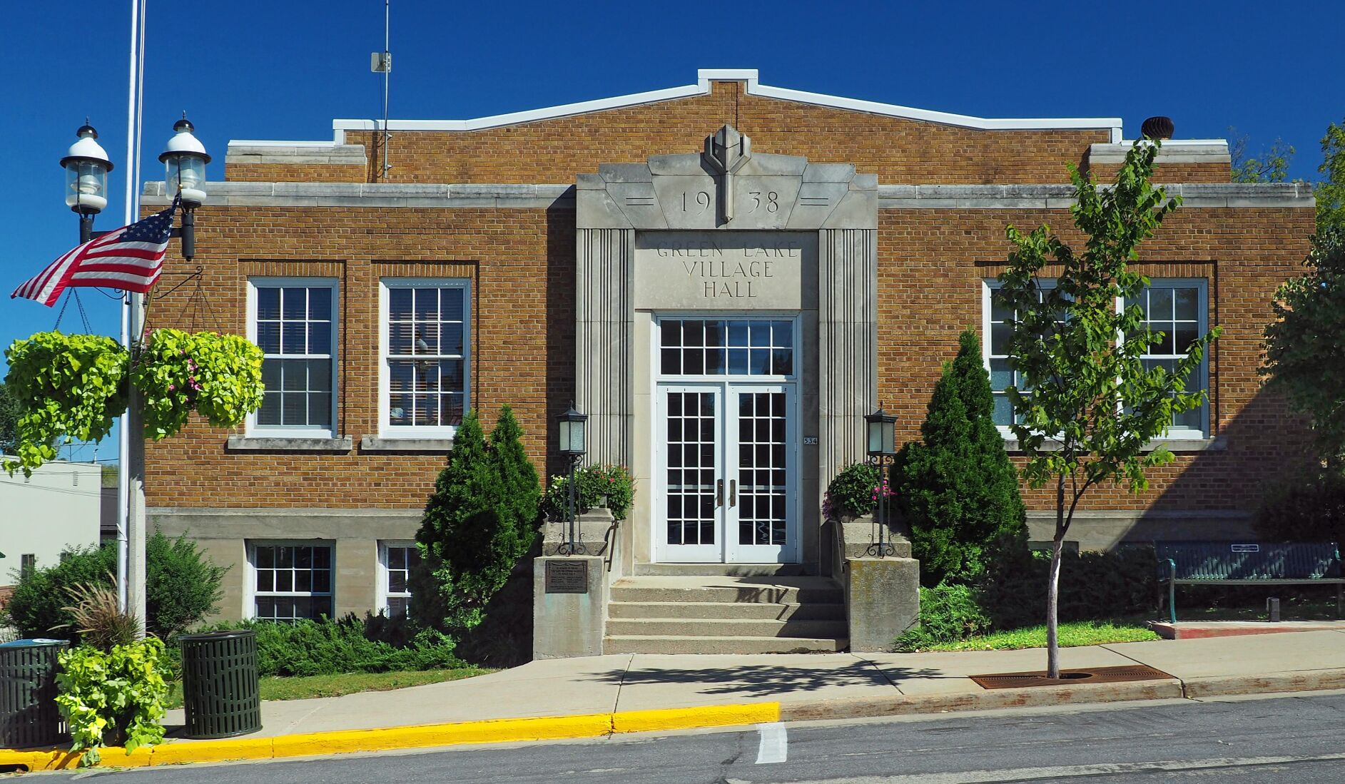GL city hall good
